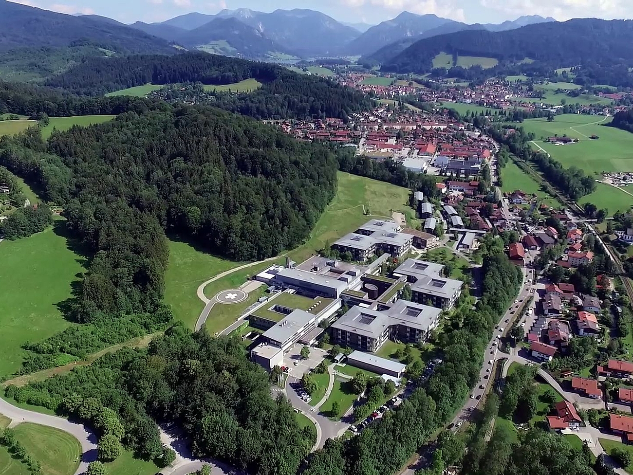 Krankenhaus Agatharied von oben