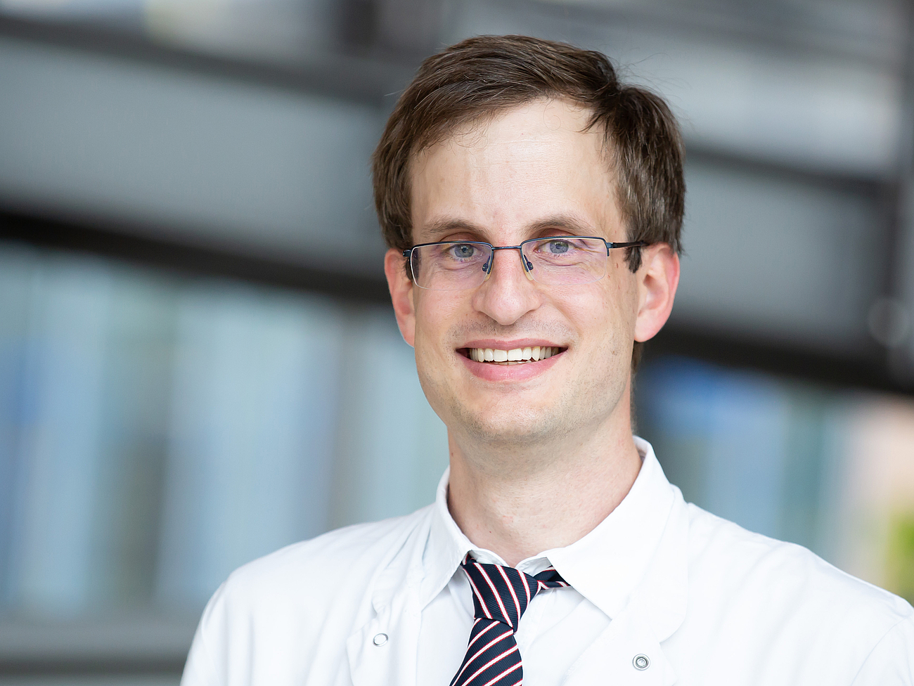 Dr. Thomas von Ahnen