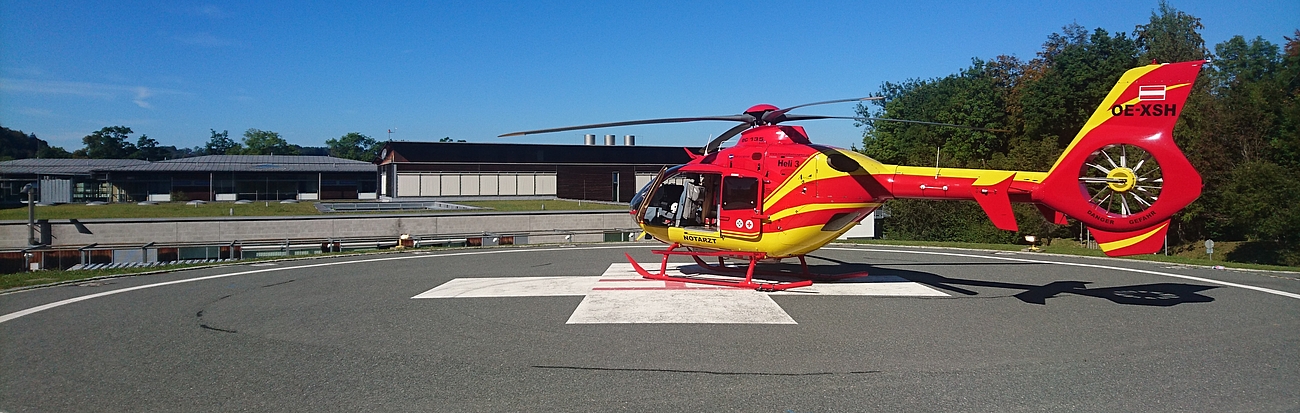 Helikopterlandung am Krankenhaus Agatharied
