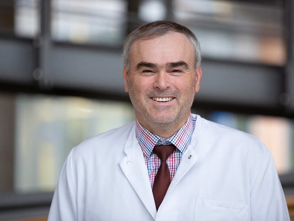Dr. Kienzl Dr. Kienzl