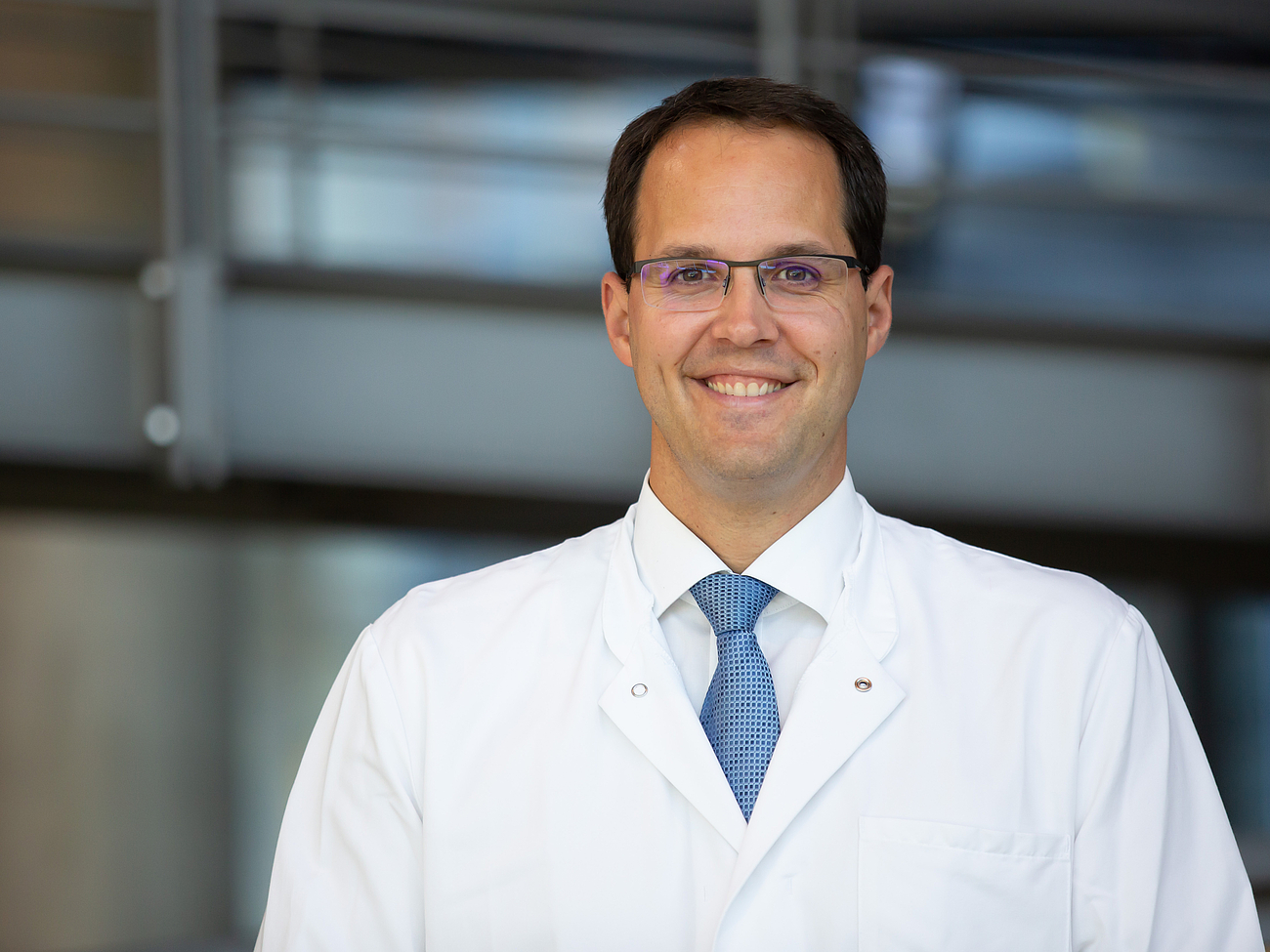 Dr. med. Steffen Herdtle, Chefarzt Akut- und Notfallmedizin Dr. med. Steffen Herdtle, Chefarzt Akut- und Notfallmedizin