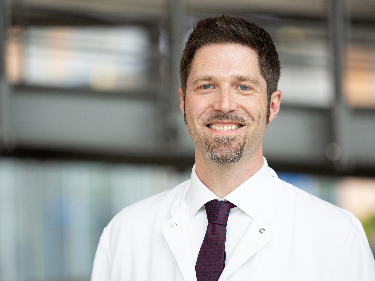Dr. Niels Buchmann